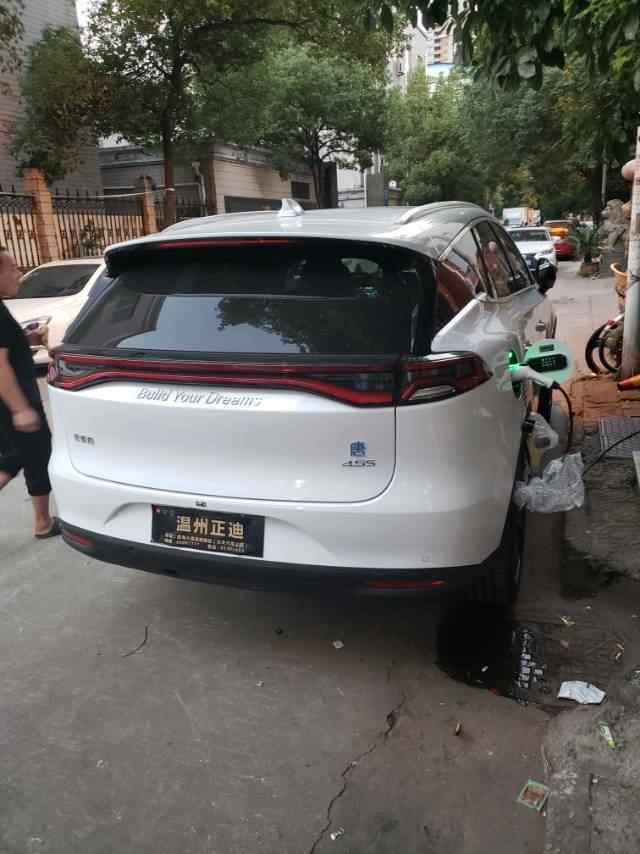 比亚迪新唐DM，混动版，神一样的存在