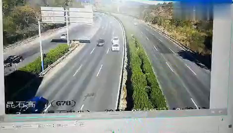 高速错过路口，两车人人错过一生