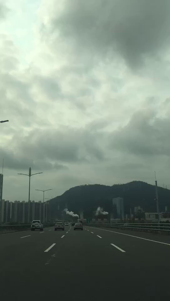 上班的路线，风景优美。