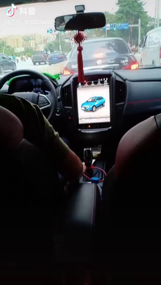 富二代算什么，敢用这车跑滴滴吗