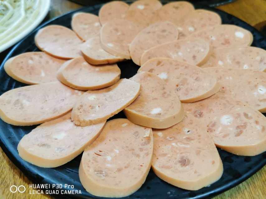 天下就没有偶然， 那不过是化了妆的、 戴了面具的必然