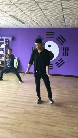 人禀中和之气以生，常能保守真元，则水升火降，心肾相