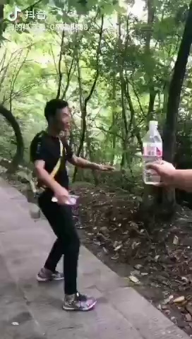 修心当以净心为要，修道当以无我为基。过去事，过去心