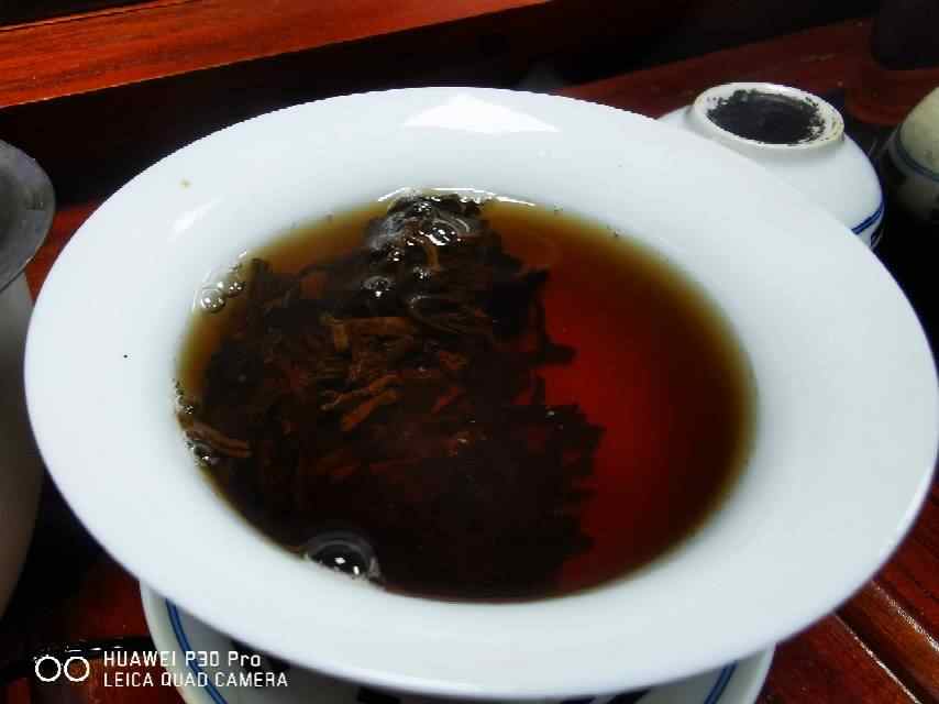 今天雨天是喝茶好时候哦！有没有约的？