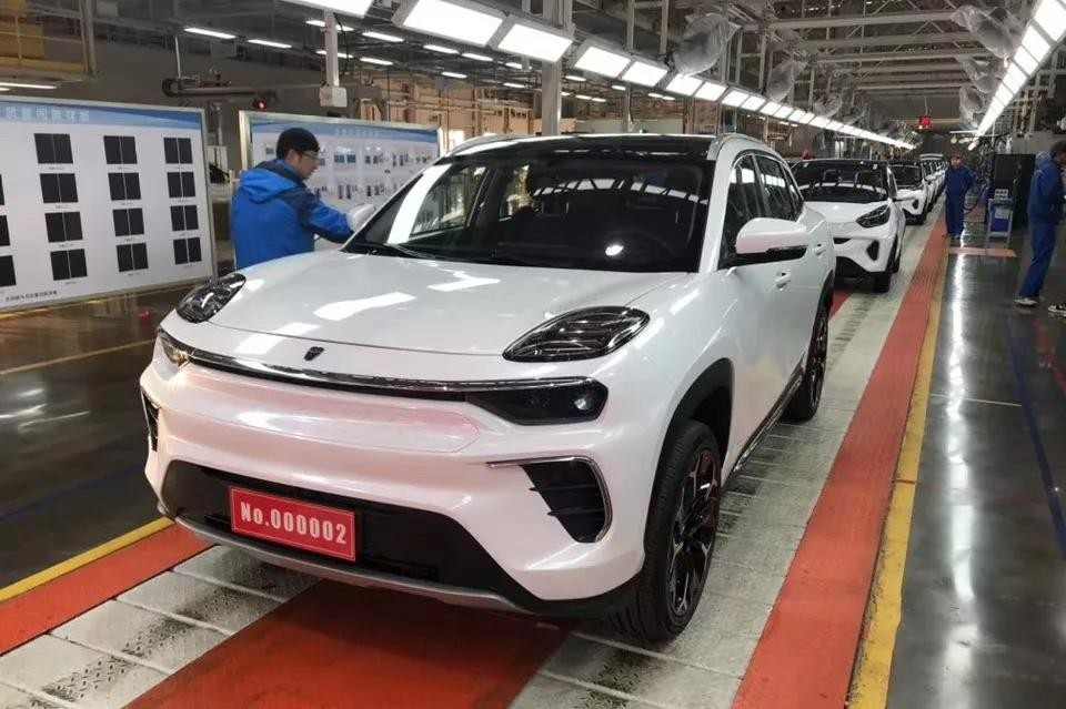 撞脸领克？奇瑞全新车型在工厂正式下线