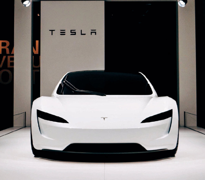 Tesla Roadster！