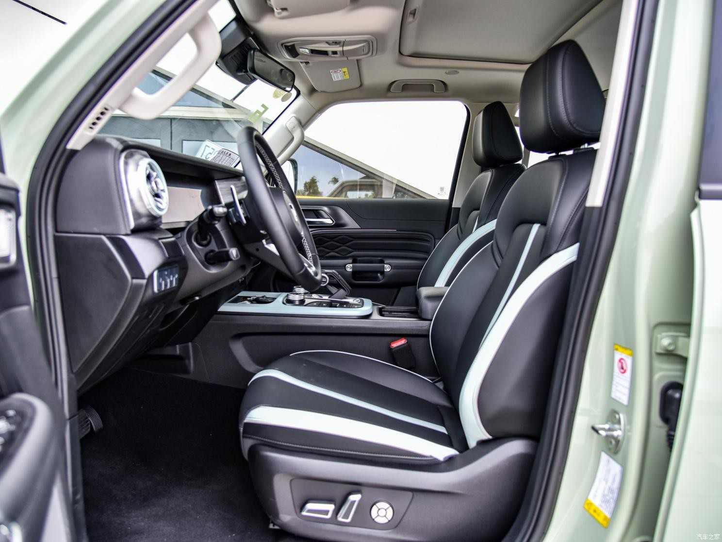 1488x0_1_autohomecar__ChwFSGDzmD2AcEO-AAjMp8T96kY107.jpg