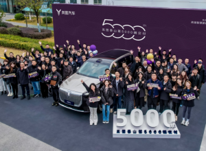 9系格局裂变：岚图泰山撼动旧秩序！