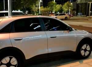 一年多了右前轮异响还没解决。。