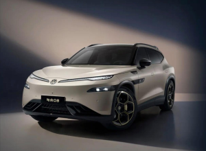 大众与众08曝光：传统巨头的“反攻宣言”，还是迟到的“补考答卷”？