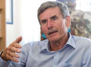 德国“汽车教父”：欧洲电池落后中国20年！