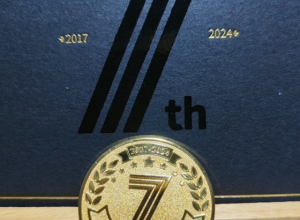 小米SU7配小7
